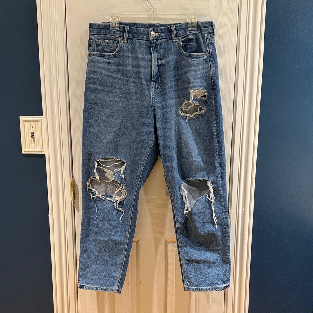 American Eagle Outfitters Ripped Blue Ankle Jeans